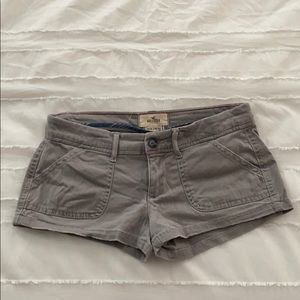 Hollister Shorts Gray Size 1
